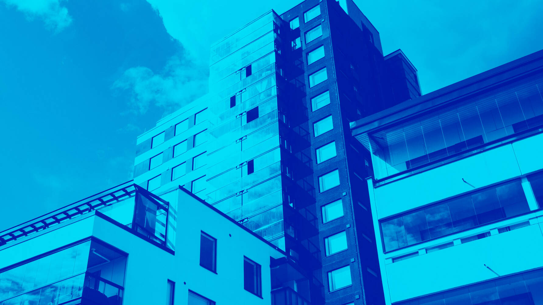 Järvenpään keskustan kerrostaloja