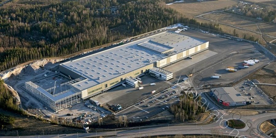 Artikkeli: Lidlin jakelukeskus Järvenpäässä on maakunnan veturi