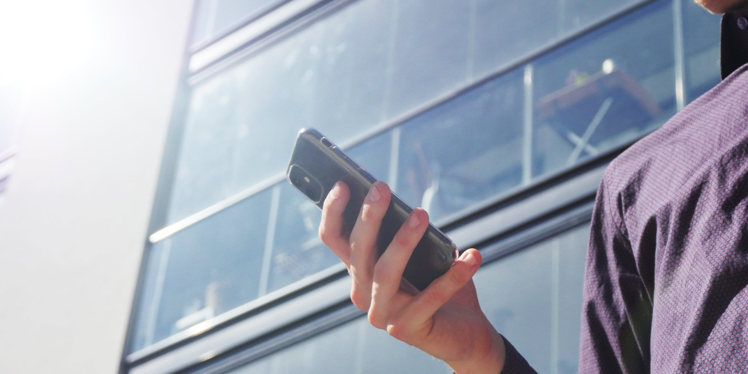 Business, kuvassa liiketoimintaa kuvaava kuva