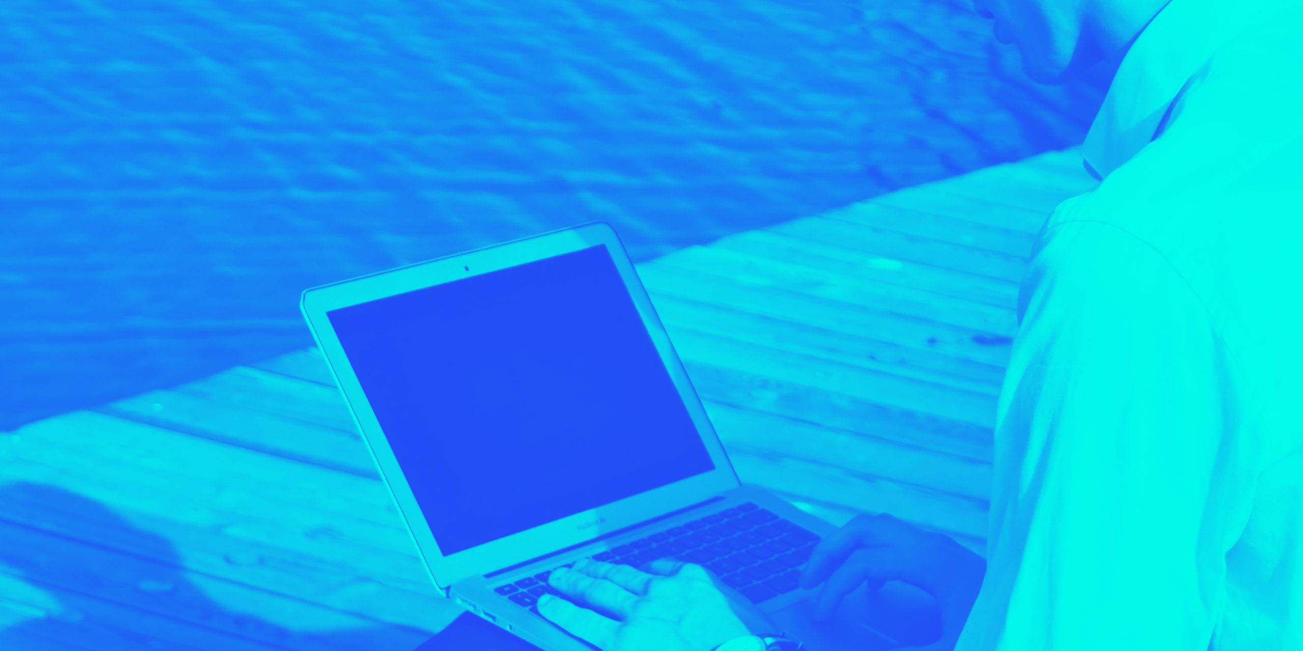 working day at the pier of the Beach Park, blue photo