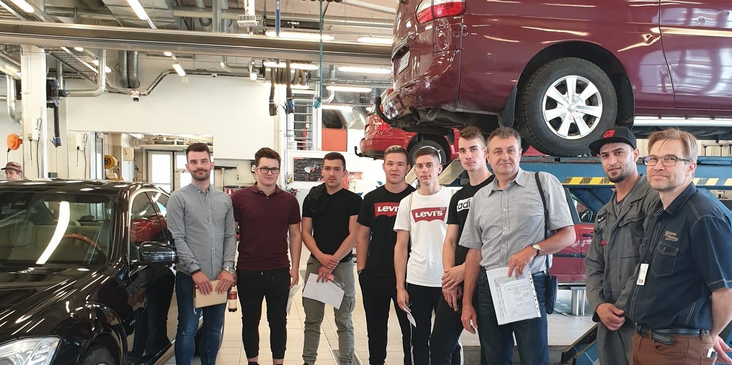 Keudan toimintaan tutustumassa slovenialaisryhmä