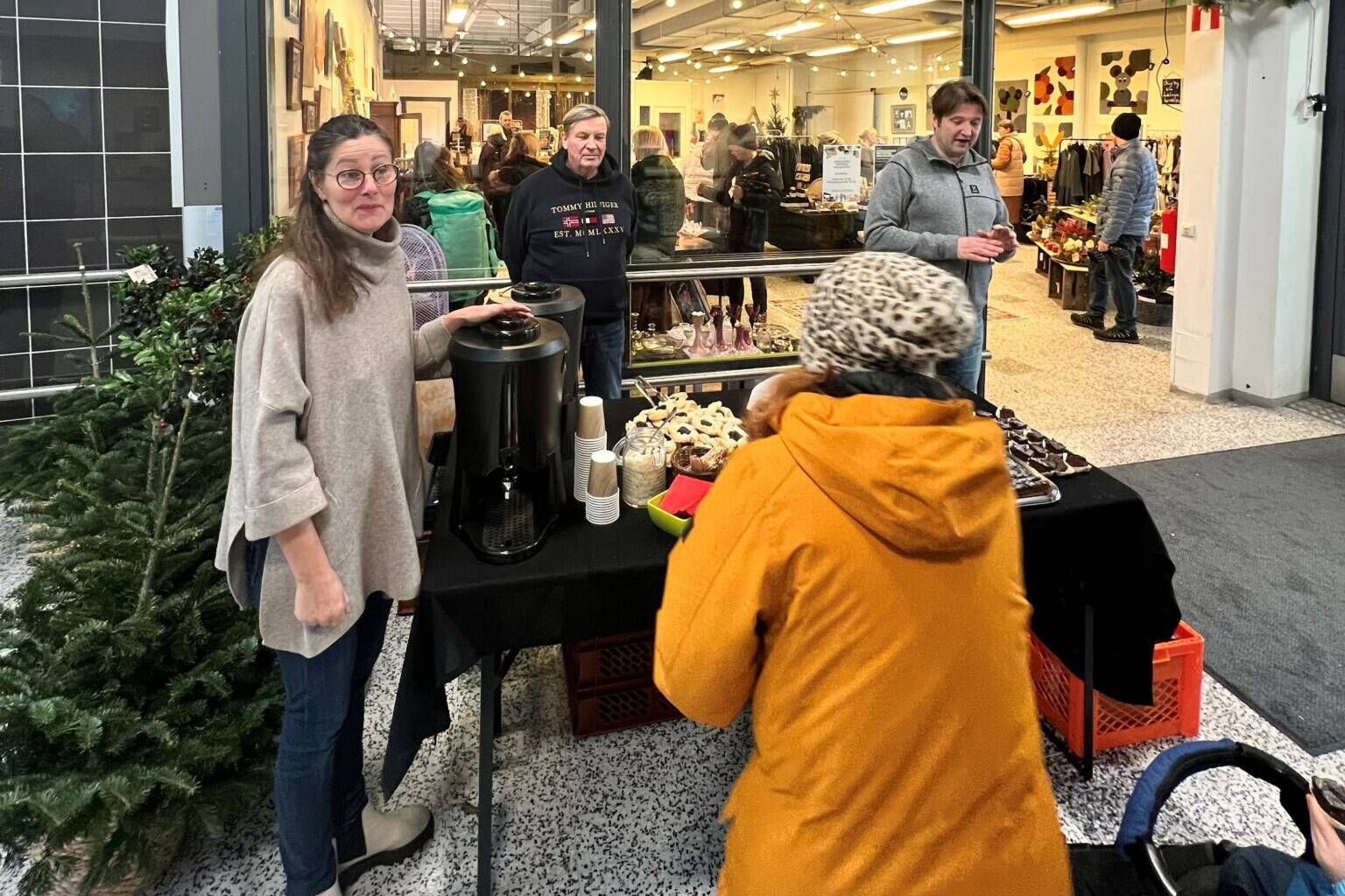 Joulukauppa_yritysten kollektiivi hanke