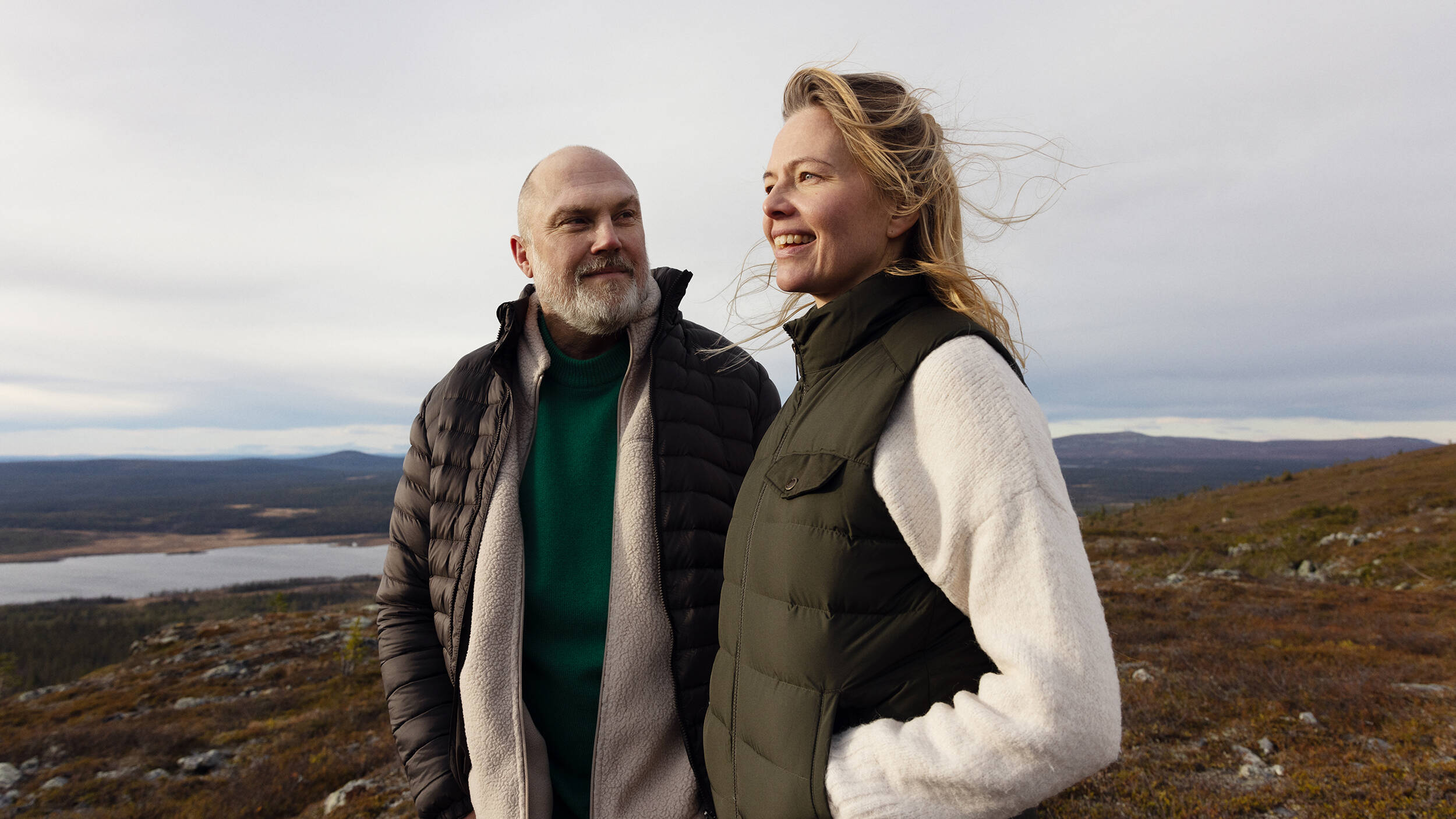 Mies ja nainen luonnossa, havainnekuva
