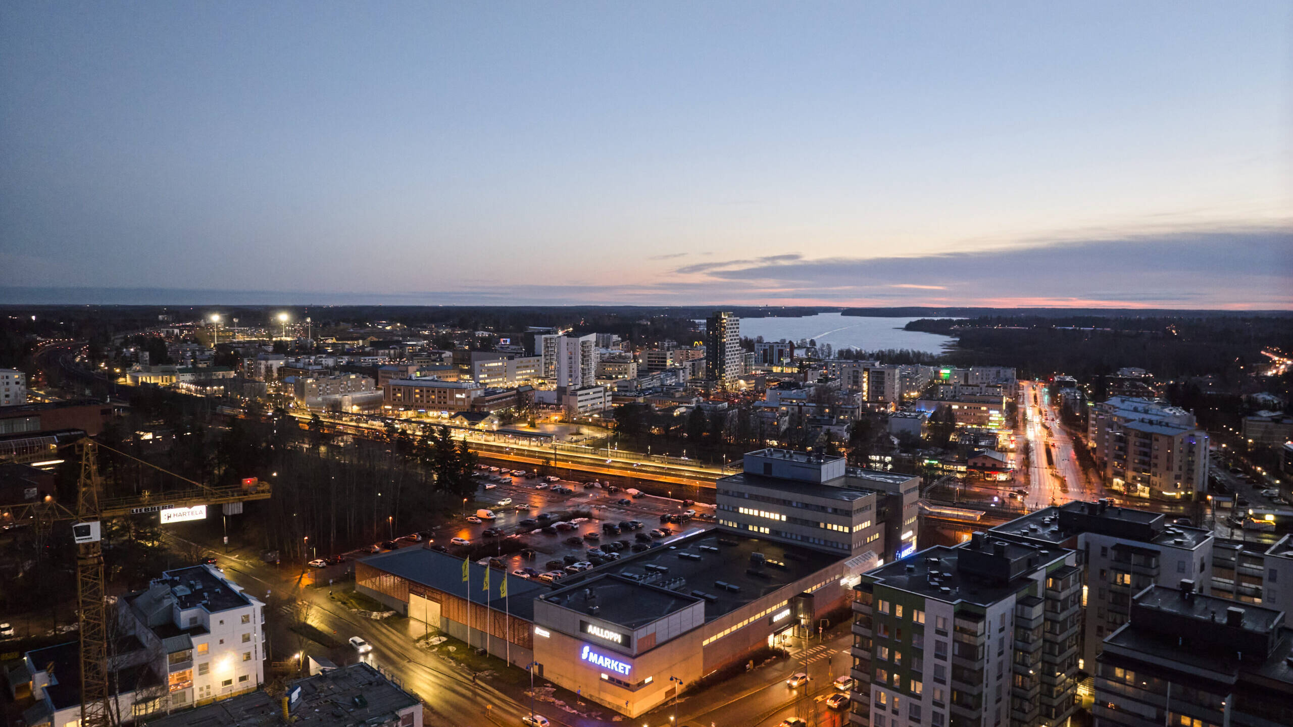 Järvenpää by night, keskusta