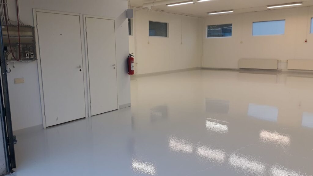 Puurtajankatu 8 sisältä