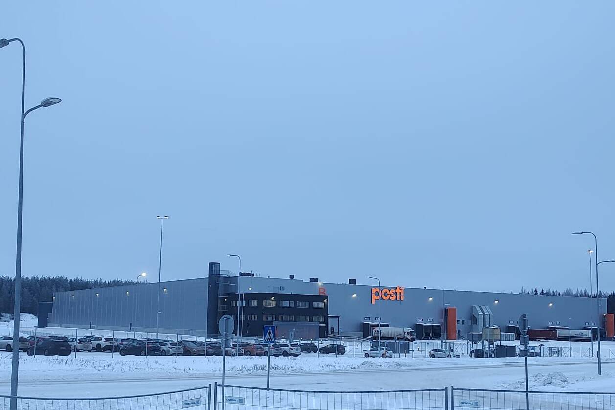 Järvenpäässä sijaitseva Postin suurvarasto