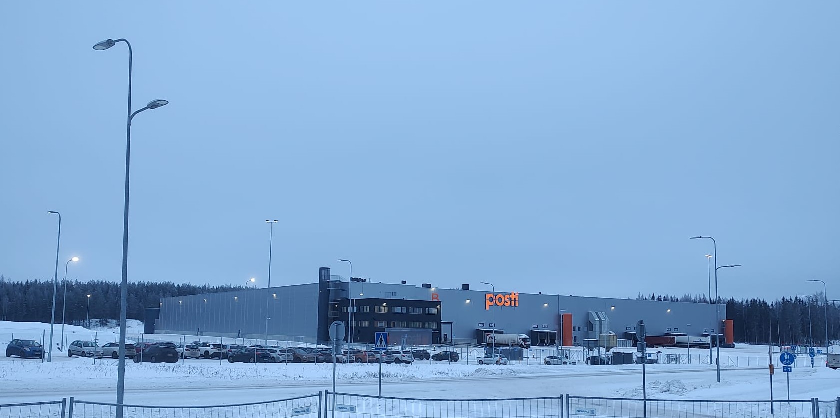Järvenpäässä sijaitseva Postin suurvarasto